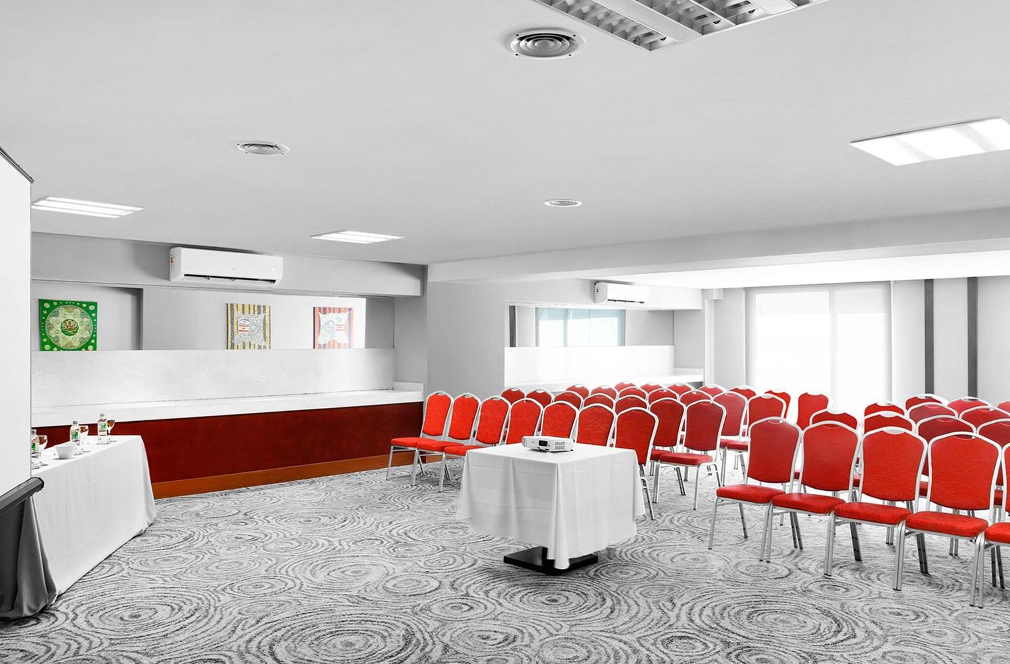 Wyndham Nordelta Tigre - Buenos Aires Hotel Kültér fotó Meeting room